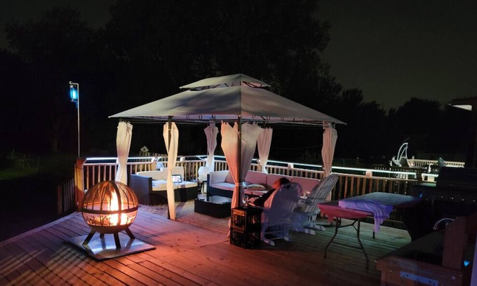 South Addison House | Smart Home in Addison