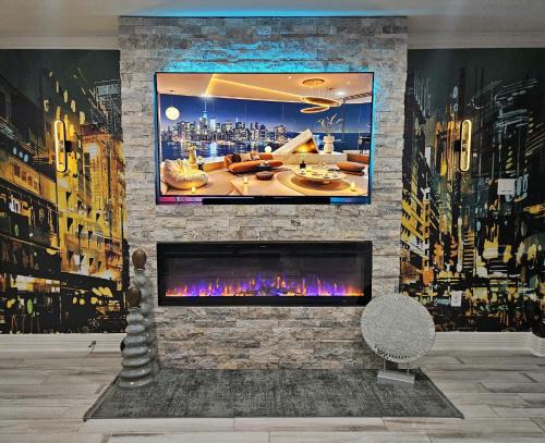 Rosenberg Villa | Smart Lighting, Master Suite & Game Room Fun