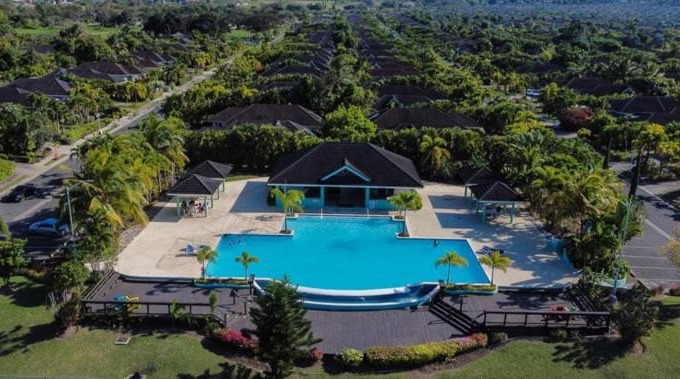 St. Ann's Bay House | Smart villa @ Richmond