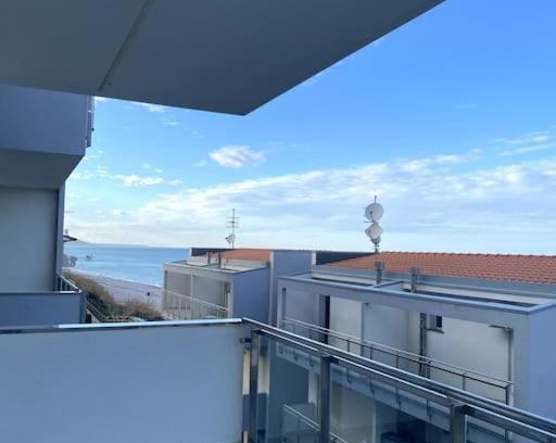 Torino di Sangro Apartment | smeraldo sul mare con grande balcone