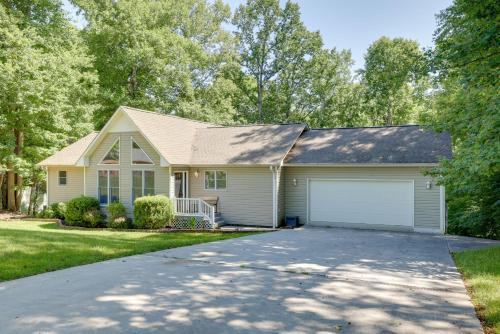 Moneta House | Smith Mountain Lake Home with Private Hot Tub and Dock