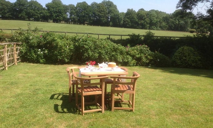 Frant Cottage | SNAFFLES COTTAGE - 2 bedroom ,Sleeps 4