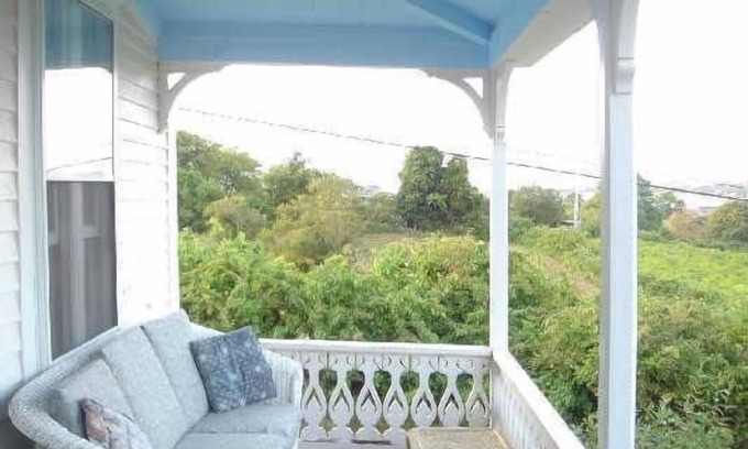 Block Island House | Snave: a Former Sea Captain's House with Ocean Views for Rent
