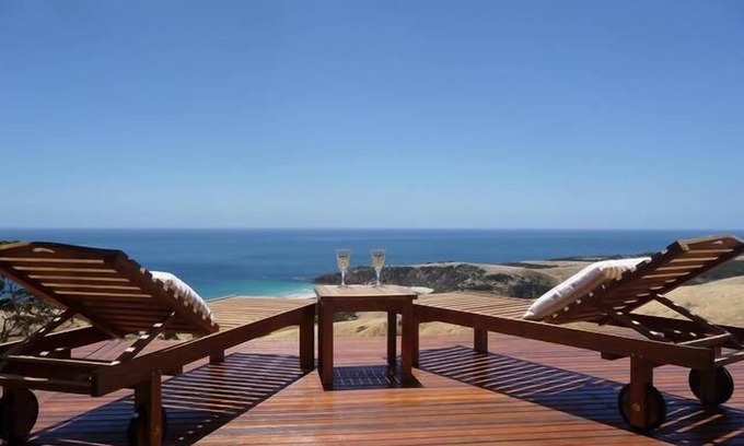 Duncan House | SNELLINGS VIEW - Stunning