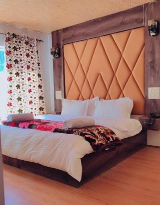 Laripora Hotel | Snow Touch Pahalgam