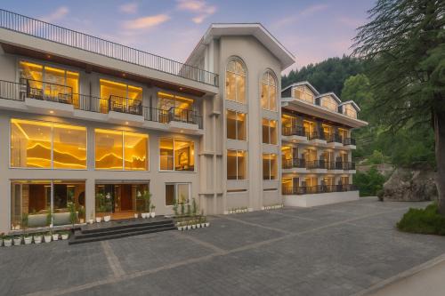 Old Manali Resort | Snow Valley Heights - An Elegant Air Conditioned Escape by Snow Valley Resorts