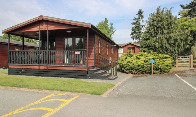 Eardisland Cottage | SNOWDROP, family friendly, with a garden in Eardisland
