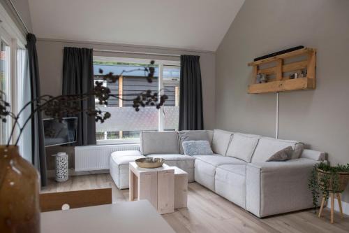 Laag-Soeren Cabin | Soeren Lounge