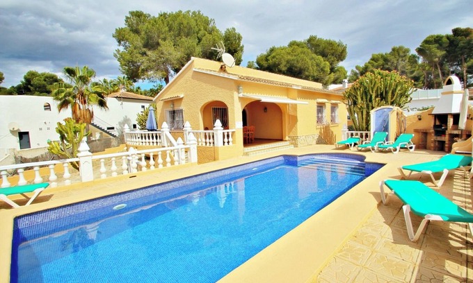 Moravit Villa | Sofia - holiday home with private swimming pool in Moraira