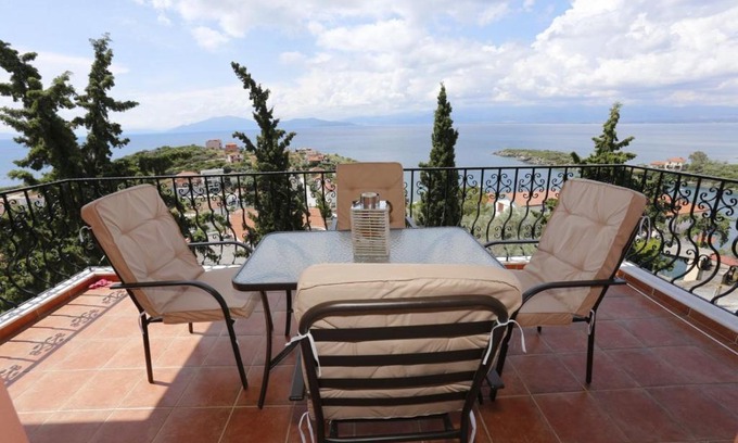 Volos House | Sofia's pottery house