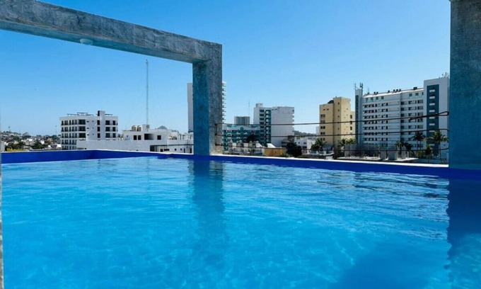 Ferrocarrilera Apartment | Soho 14 B one block from the beach