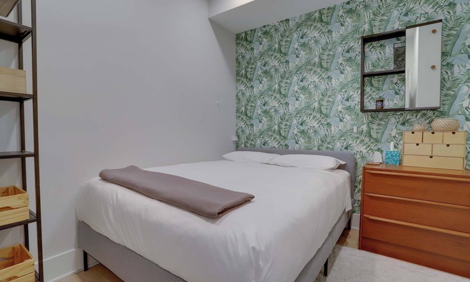 Shaw Apartment | Sojourn Condo in NW DC, 2 blocks to Shaw Metro