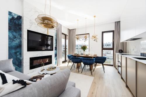 Orlinki Apartment | Sol Marina Resort Wyspa Sobieszewska II - LoftAffair Collection
