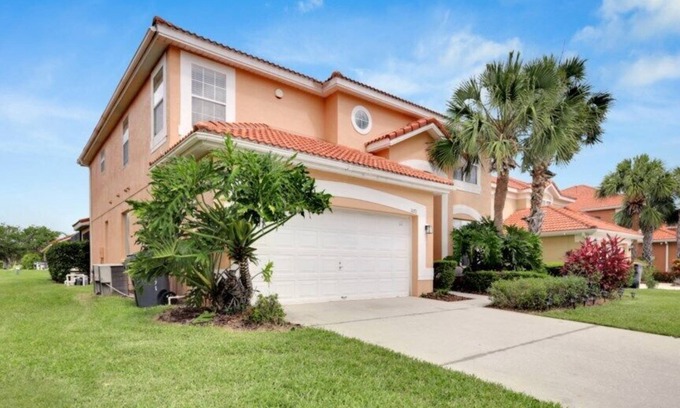 Solana House | ✈ Solana Resort -Onsite Amenities - Gated Community - Disney Area - Games Room