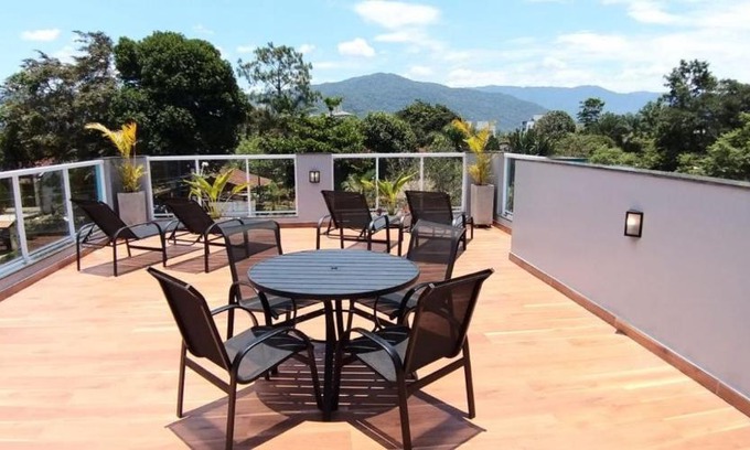 Barra da Lagoa Cabin | Solarium Flats Itagua Próximo ao Aquário e a Praça da Baleia