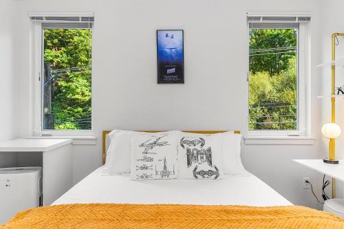 North Queen Anne House | Solo's Smuggler Suite