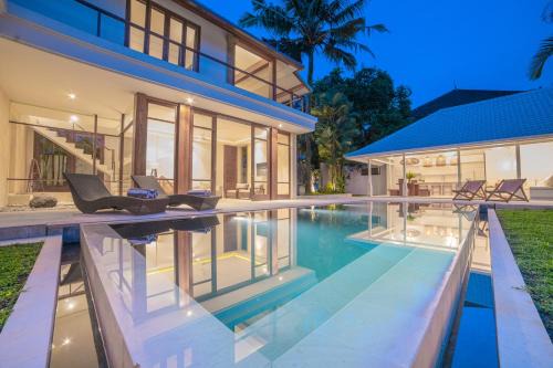 Penestanan Villa | Soma Estate Villa - Elegant 4BR Villa in Ubud Oasis