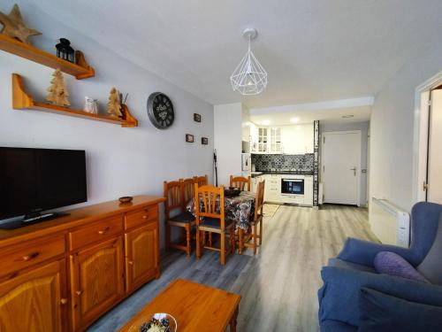 Canfranc-Estacion Apartment | Somport bienvenidos a Canfranc Family