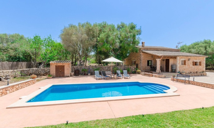 Algaida Villa | SON GARBI - Traditional villa with private pool in inland Mallorca. Free WiFi