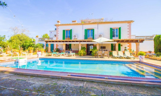 Sa Creu Vermella Villa | Son Prunes by North Properties Mallorca