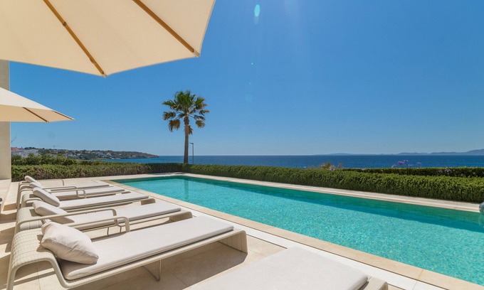 Son Veri Nou Villa | Son Veri Front Bay, Villa 5StarsHome Mallorca