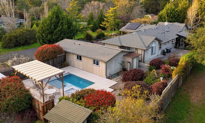 Sebastopol House | Sonoma Hideaway w/Private Pool, Fire Pit, Game Room + Guest Studios