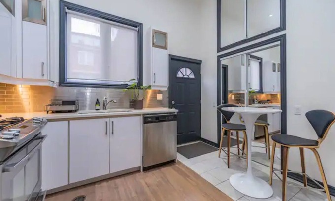 Midtown Toronto House | Sophisticated Coach House in the Annex