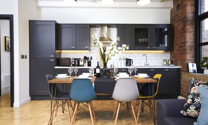 Leeds City Center Apartment | Sophisticated "Manhattan" style Apartment - by PureStay