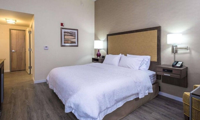 Freeport House | Sophisticated Suite for Business & Leisure Trips!