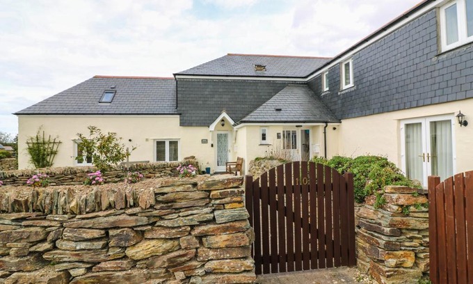 Treator House | Sorrel Cottage