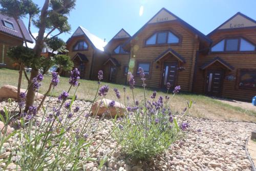 Rewal Resort | Sosnowe Domki