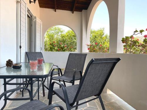 Charakas House | Sounio Poseidon Villa