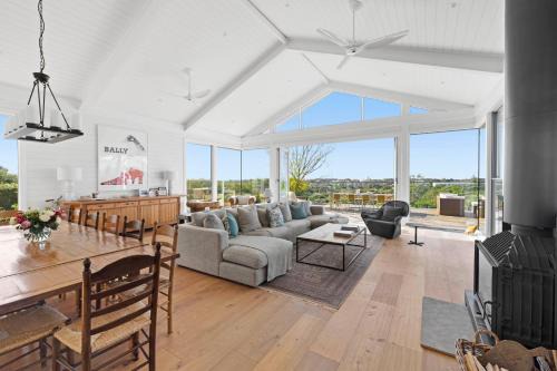 Sorrento House | South Channel Vineyard Luxury Sorrento Accommodation