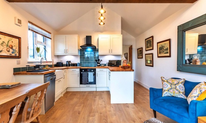 West Meon House | South Downs Lodge by Interhome