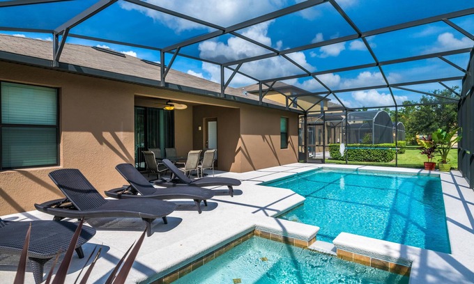 Cypress Pointe Villa | South Facing 5 bed/4 bath Home/Cypress Dream