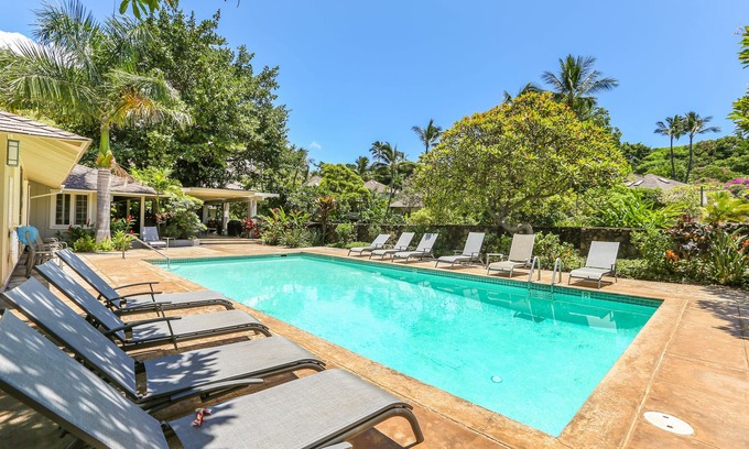 Poipu Cottage | South Shore Island Getaway at Poipu Crater 7