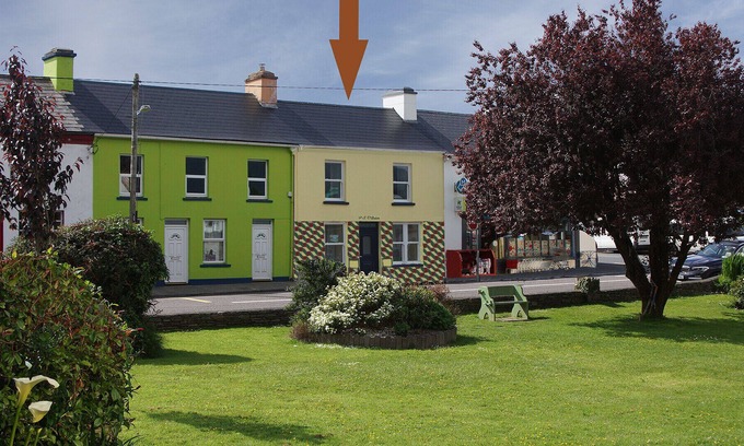 Sneem Other | South Square - Three Bedroom House, Sleeps 6
