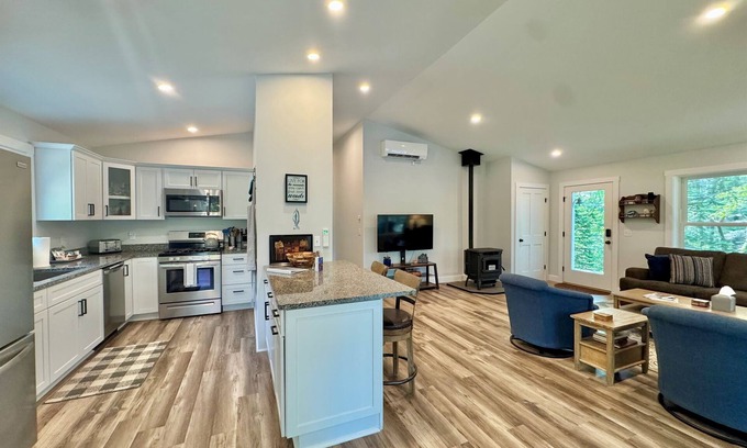 Bayville Cottage | Southern Cross by Chill Vacation Rentals