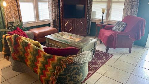 Crestview Apartment | Southern Perk -Coffee & Caffeine