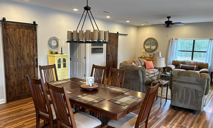 Newton House | Southern Treasures Retreat Space