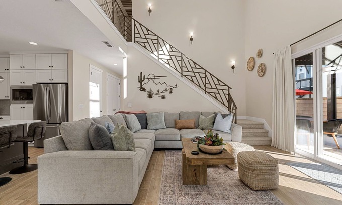 St. George House | Southwest Getaway: Desert Color Lagoon + Beaches