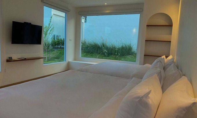 Wichian Buri Hotel | SP RESORT