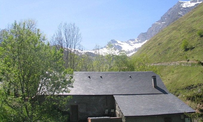 Cauterets Ski Chalet | Spa, Sauna 10min from the ski slopes, Magnificent renovated sheepfold