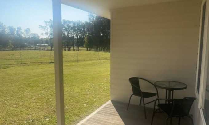 Oxley Island House | Space to be free