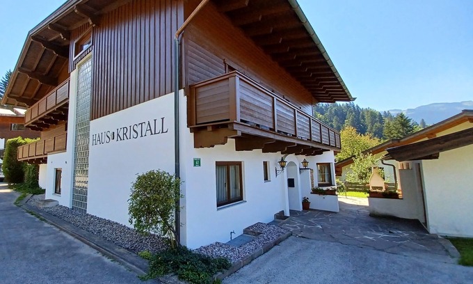 Scheffau am Wilden Kaiser Apartment | Spacious vacation apartment with fireplace + children's play corner, 10 + 2 persons