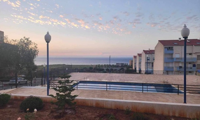 Beni Ksila House | Spacieux Duplex en Bord de mer