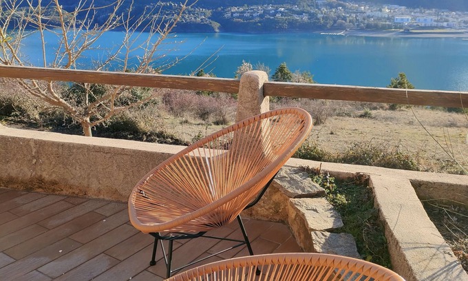 Savines-le-Lac Apartment | Spacieux T4 de Plain-pied Avec Terrasse vue lac