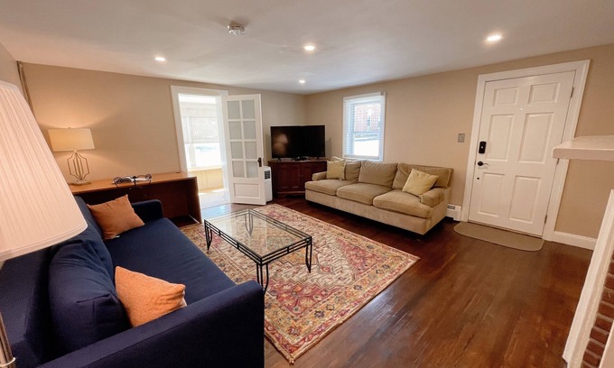 Westminster Apartment | Spacious 1 Bedroom Apt - Westminster, MD. Close to McDaniel College.