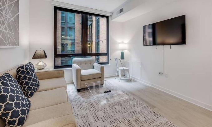 NoMa Hotel | Spacious 1 BR | W&D |Upscale Amenities| near Metro