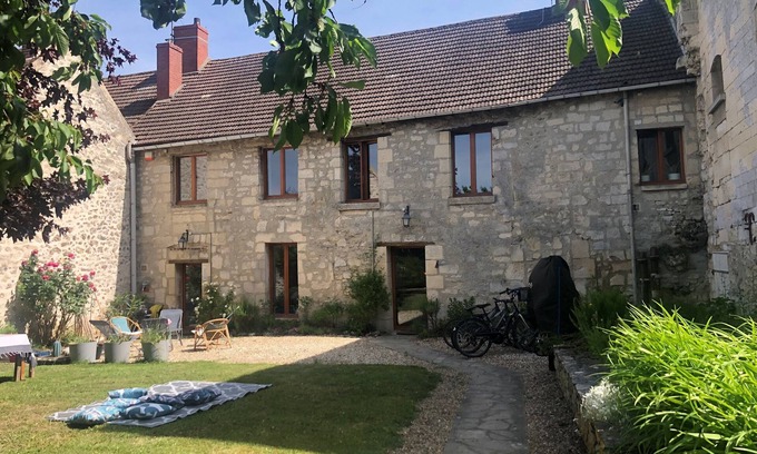 Pontpoint House | Spacious 17th century family home I Near Senlis - Chantilly - Paris
